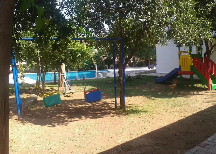 Oranj Ranch Hotel
