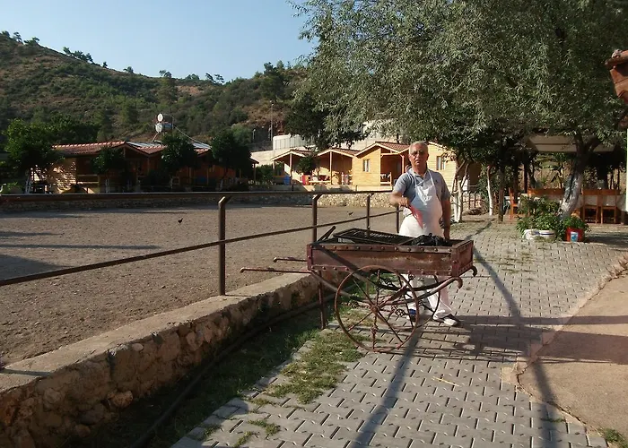 Oranj Ranch Hotel