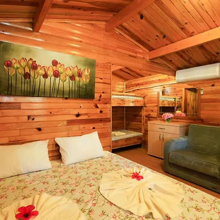 Oranj Ranch Otel 3*