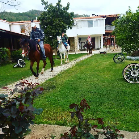 Otel Oranj Ranch