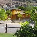 Otel Oranj Ranch