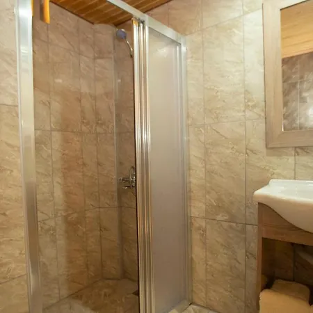 Oranj Ranch Hotel 3*