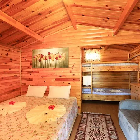 Ξενοδοχείο Oranj Ranch 3*