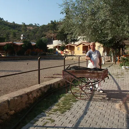 Oranj Ranch Hotel
