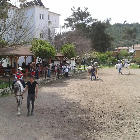 Szálloda Oranj Ranch 3*